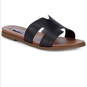 Steve Madden Dariella Sandals, size 5.5